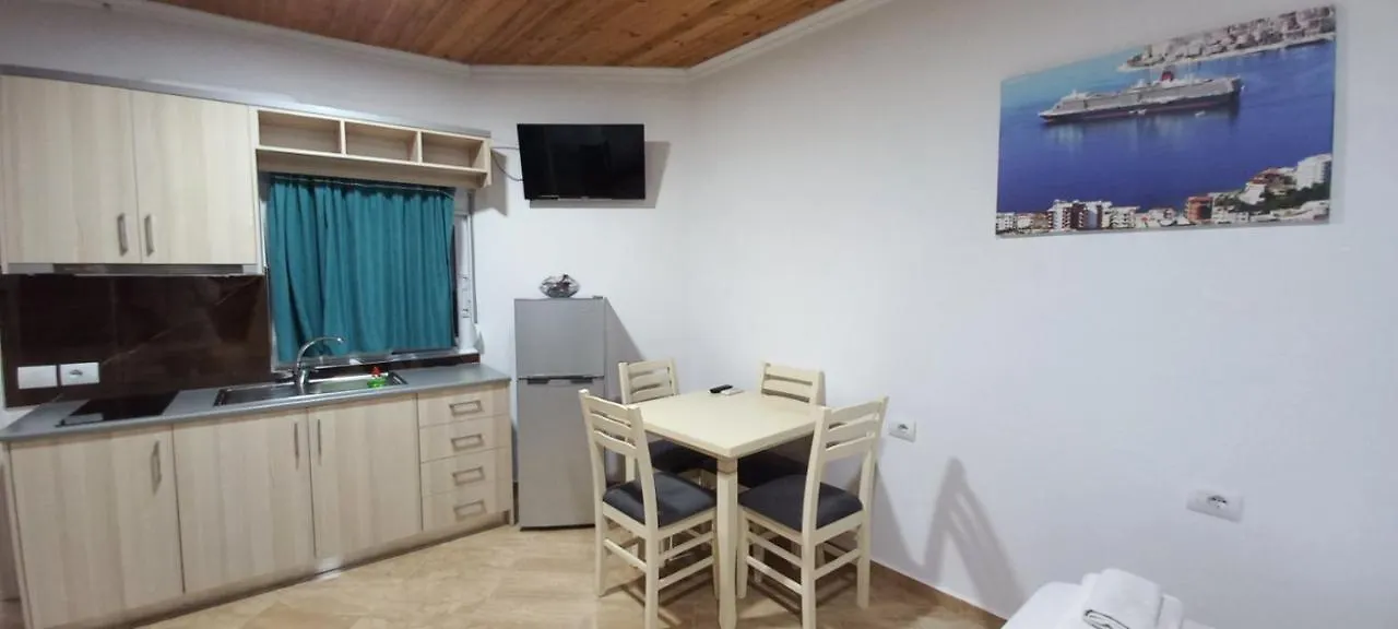 Dian'S Apartments Εξαμίλιο