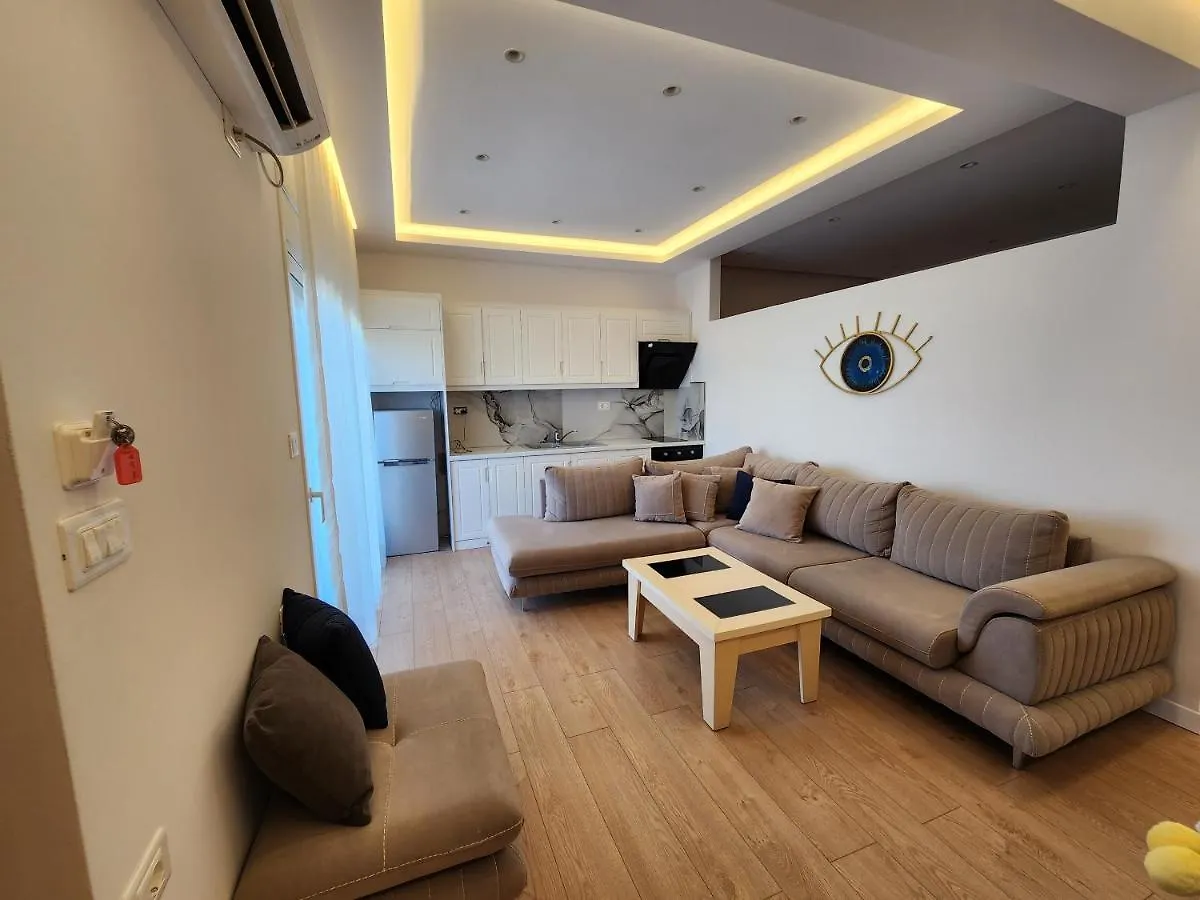 Dian'S Apartments Εξαμίλιο
